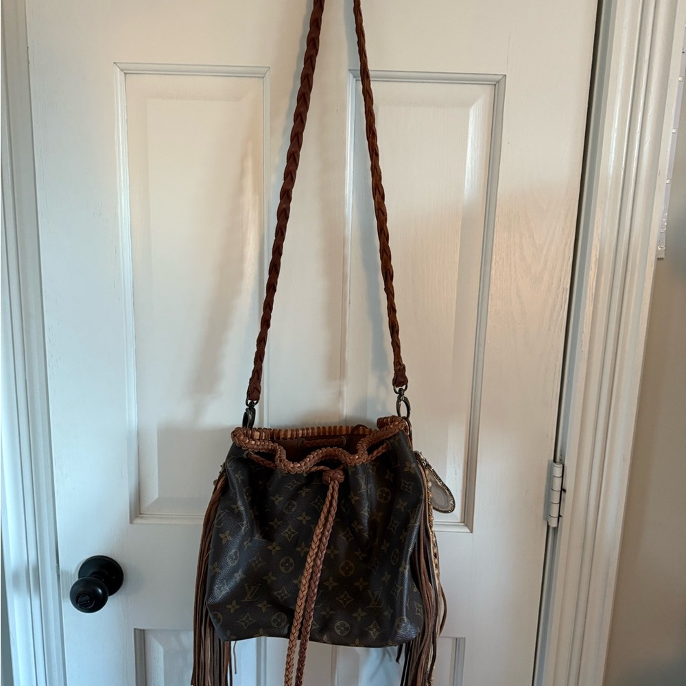 Vintage Boho Bag- Louis Vuitton Bucket Bag